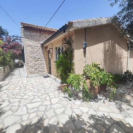 Rania'S Cottage Lakka  Bagian luar foto